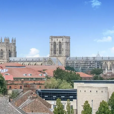 Cliffords View Luxury * York
