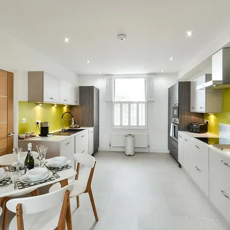 Appartamento Cliffords View Luxury